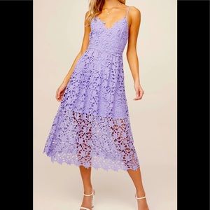 ASTR the Label - Lace A-line Midi Dress - Lavendar size small